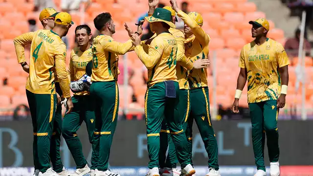 South Africa Edges Afghanistan in Double Super Over Thriller